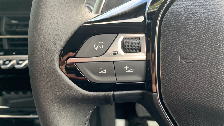 Peugeot 208 1.2 Hybrid 110 Allure 5dr e-DSC6 Petrol Hatchback